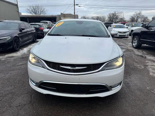2015 Chrysler 200 C