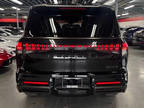 2025 INFINITI QX80 AUTOGRAPH AWD