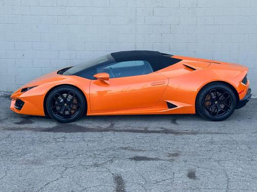 2019 Lamborghini Huracan LP580-2S