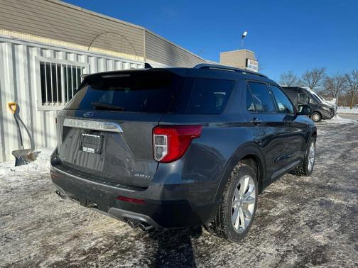 2022 Ford Explorer Platinum