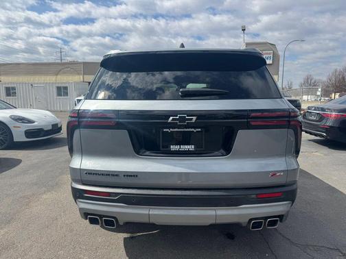 Sterling Gray Metallic 2025 Chevrolet Traverse L