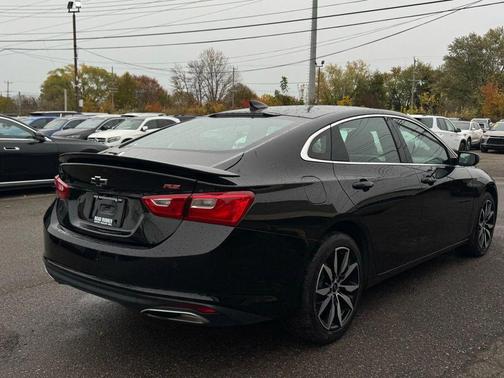 2023 Chevrolet Malibu RS