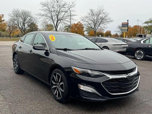 2023 Chevrolet Malibu RS