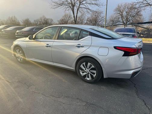 2024 Nissan Altima S FWD