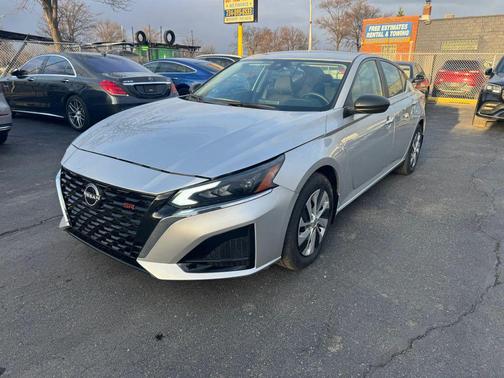 2024 Nissan Altima S FWD