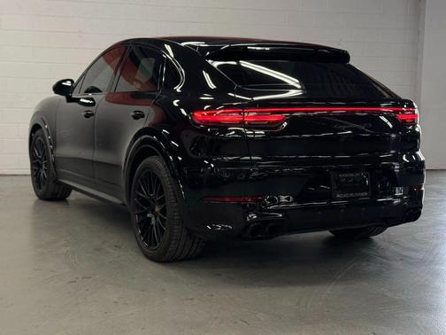 2023 Porsche Cayenne GTS