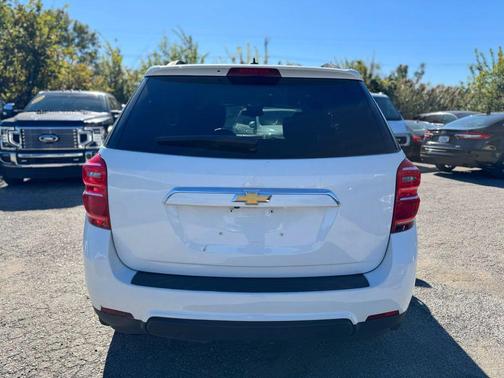 Summit White 2016 Chevrolet Equinox LT