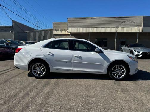 2015 Chevrolet Malibu 1LT