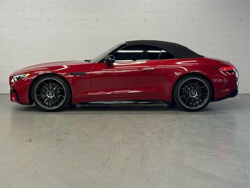 2022 Mercedes-Benz AMG SL 63 Base