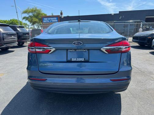 BLUE 2019 Ford Fusion SE