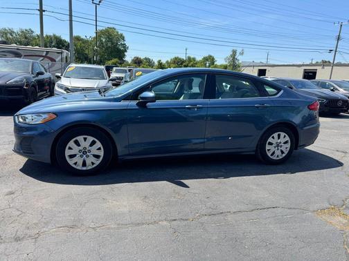 BLUE 2019 Ford Fusion SE