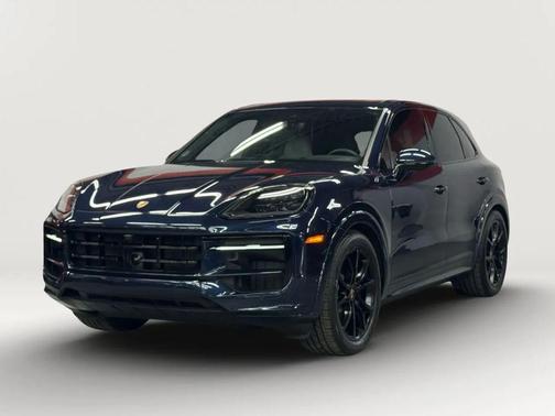 2025 Porsche Cayenne GTS