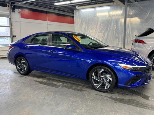 2025 Hyundai ELANTRA HEV Limited