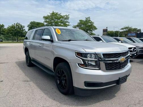 2018 Chevrolet Suburban LT