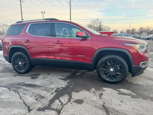 2019 GMC Acadia SLT-1