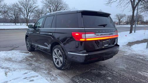 Infinite Black Metallic 2019 Lincoln Navigator Reserve