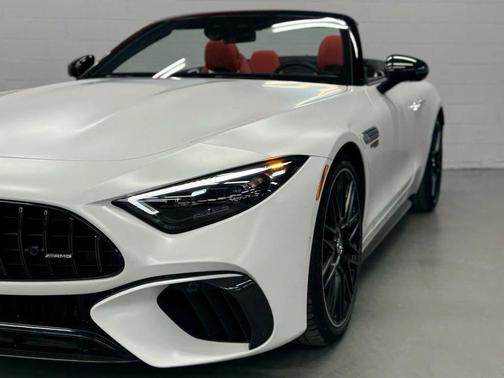 2022 Mercedes-Benz AMG SL 63 Base