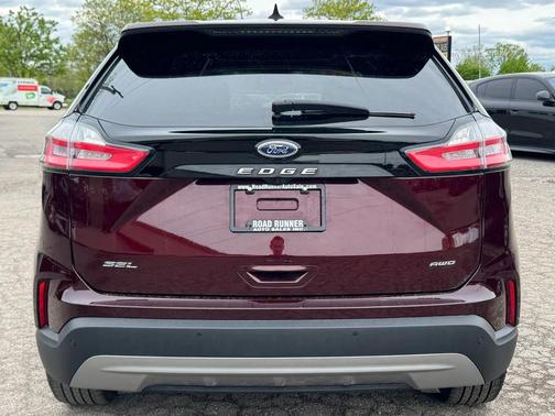 Burgundy Velvet Metallic Tinted Clearcoat 2022 Ford Edge SEL
