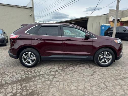 Burgundy Velvet Metallic Tinted Clearcoat 2022 Ford Edge SEL