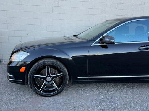 BLACK 2010 Mercedes-Benz S-Class 4MATIC