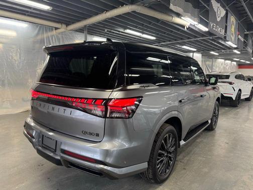 2025 INFINITI QX80 AUTOGRAPH AWD