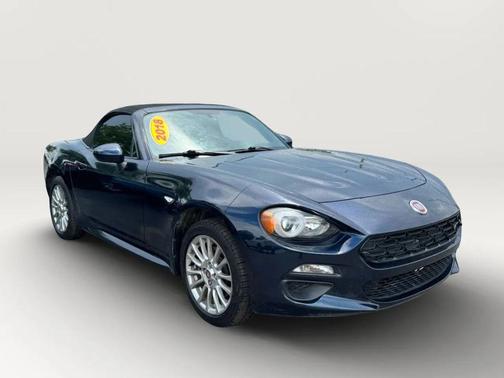2018 FIAT 124 Spider Base
