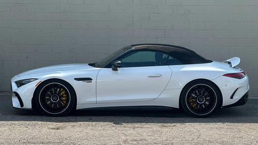 WHITE 2022 Mercedes-Benz AMG SL 63 Base