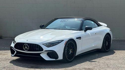 WHITE 2022 Mercedes-Benz AMG SL 63 Base