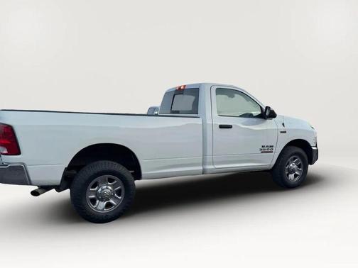 2017 RAM 3500 Tradesman Regular Cab 4x4 8' Box