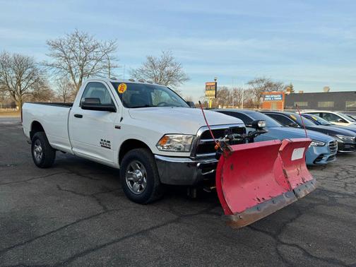2017 RAM 3500 Tradesman Regular Cab 4x4 8' Box