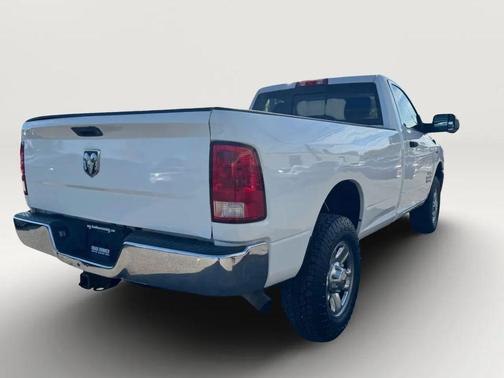 2017 RAM 3500 Tradesman Regular Cab 4x4 8' Box