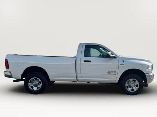 2017 RAM 3500 Tradesman Regular Cab 4x4 8' Box