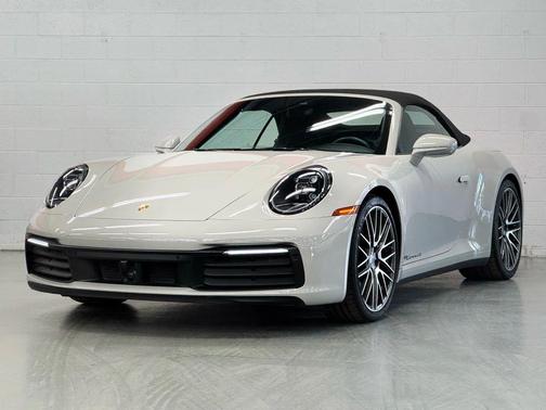 2022 Porsche 911 Carrera 4S Cabriolet