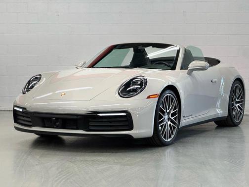 2022 Porsche 911 Carrera 4S Cabriolet
