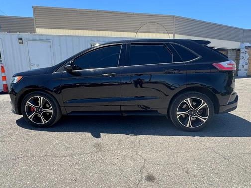 Agate Black 2020 Ford Edge ST
