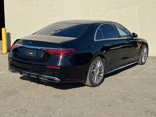 BLACK 2022 Mercedes-Benz S-Class 4MATIC