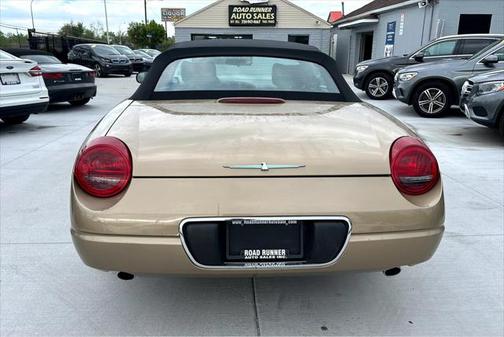 2005 Ford Thunderbird Deluxe
