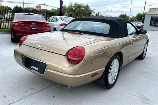 2005 Ford Thunderbird Deluxe