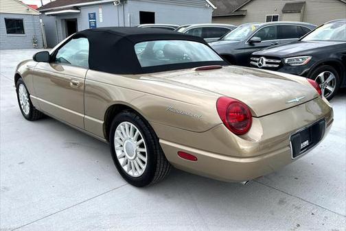 2005 Ford Thunderbird Deluxe