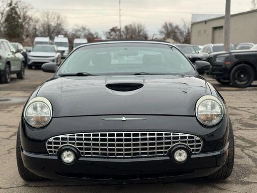 2005 Ford Thunderbird Deluxe