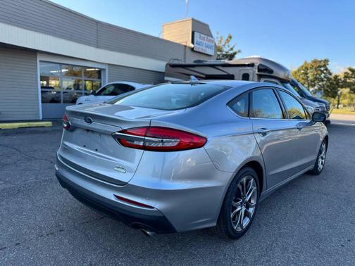 2020 Ford Fusion SEL
