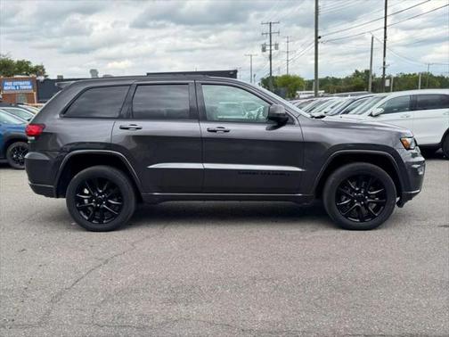 2021 Jeep Grand Cherokee Laredo
