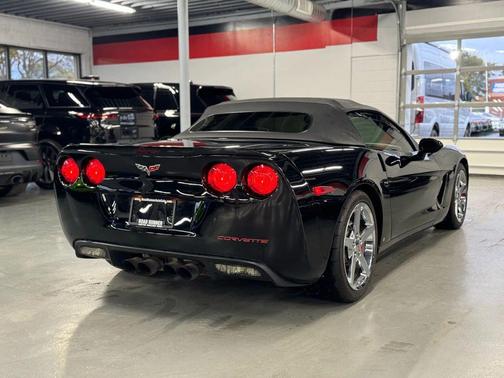 2006 Chevrolet Corvette Base