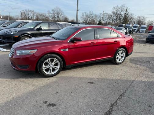 2014 Ford Taurus SEL