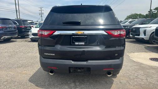 Mosaic Black Metallic 2018 Chevrolet Traverse LT Cloth