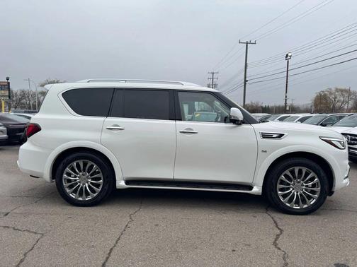 2020 INFINITI QX80 Luxe