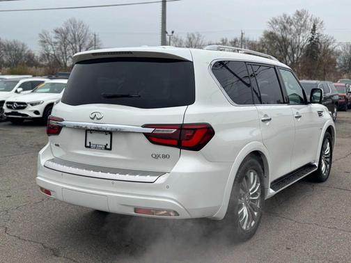 2020 INFINITI QX80 Luxe