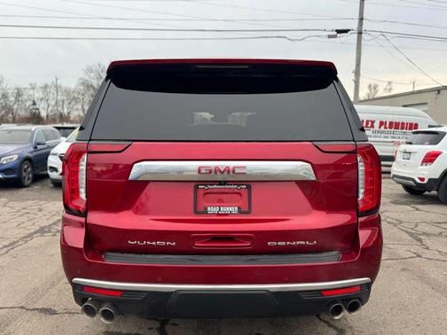2023 GMC Yukon XL Denali