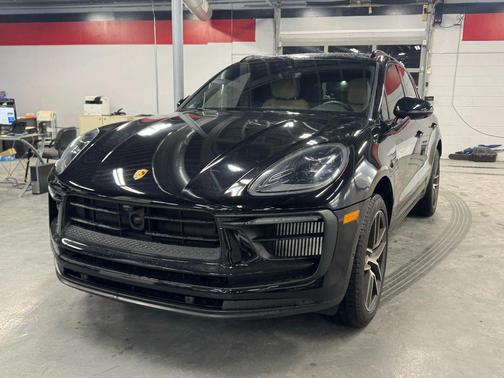 2024 Porsche Macan S