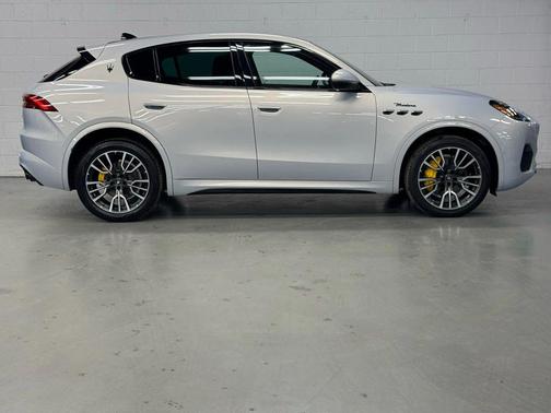 2023 Maserati Grecale Modena